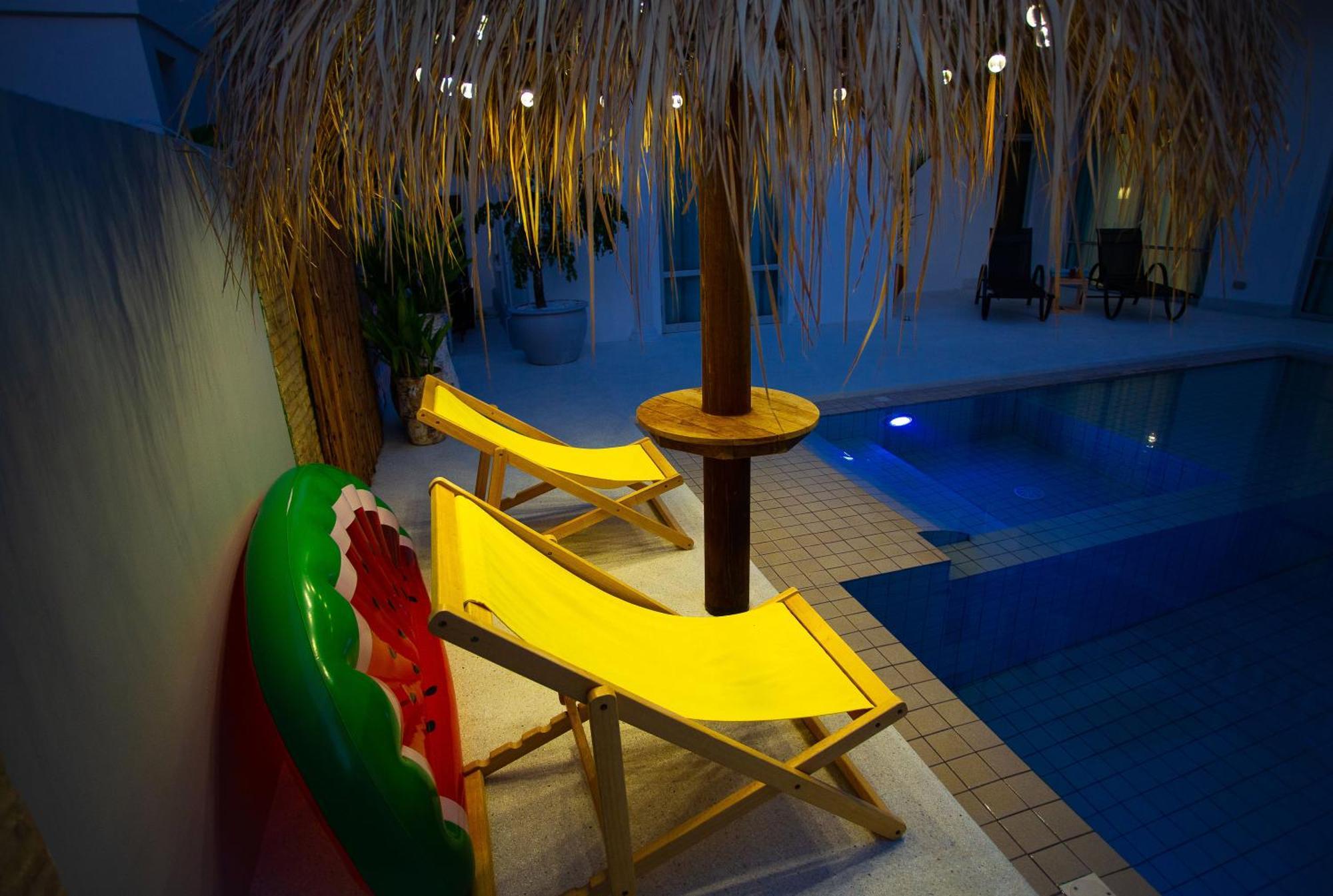 Nagawari Art Maldives Pattaya Villa На Джомтьен Экстерьер фото